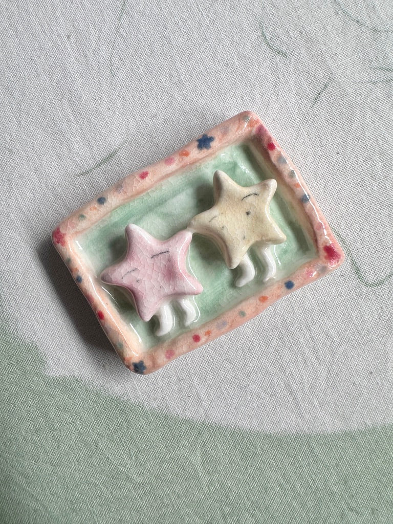 Twin Stars Magnet